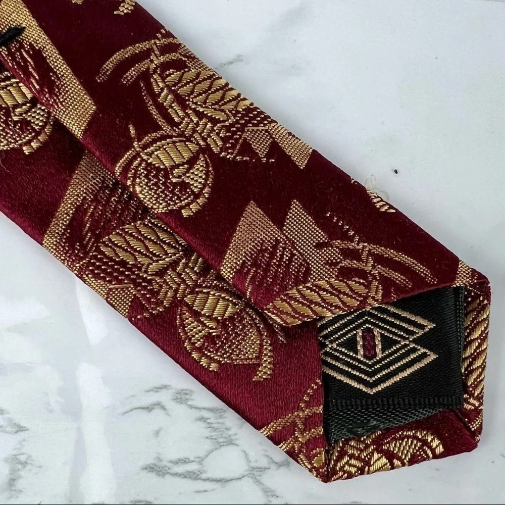 Audrey Buckner Mens Necktie Tie Burgundy Red Gold 100% European Silk Made In USA